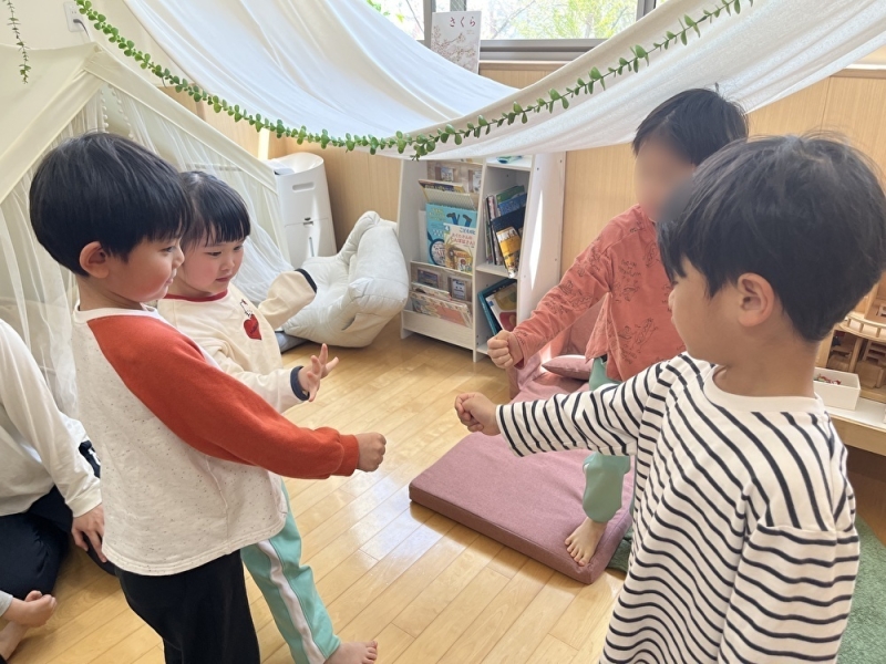 ④